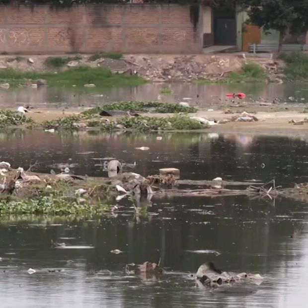 Contaminación en la presa Las Pintas.